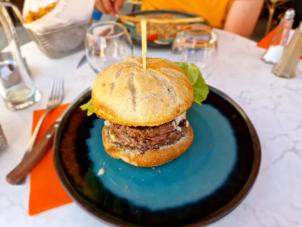Burger Corse